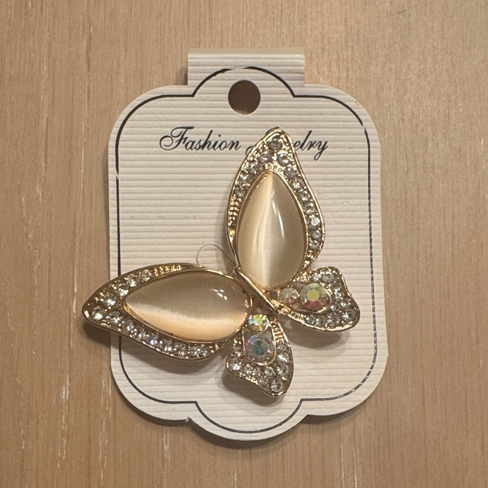 Elegant Gold Butterfly Brooch with Crystals, Fashion jewelry
